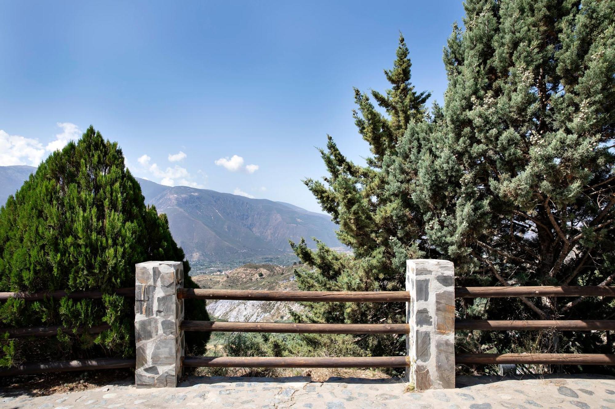 Alpujarra Relax Carataunas Exteriör bild